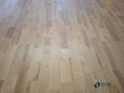 �@���^�õ�ľ�ذ�